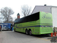 Fleur de Lys 3606 - Bloc Québécois - Media écrit et radio - Média télévision - 2000 Prevost H3-45 (Ex-leased TripMate Tours 218)
